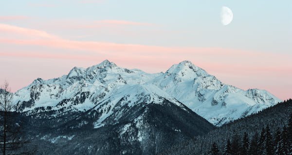 Route droite désert américain — road trip Ouest eSIM