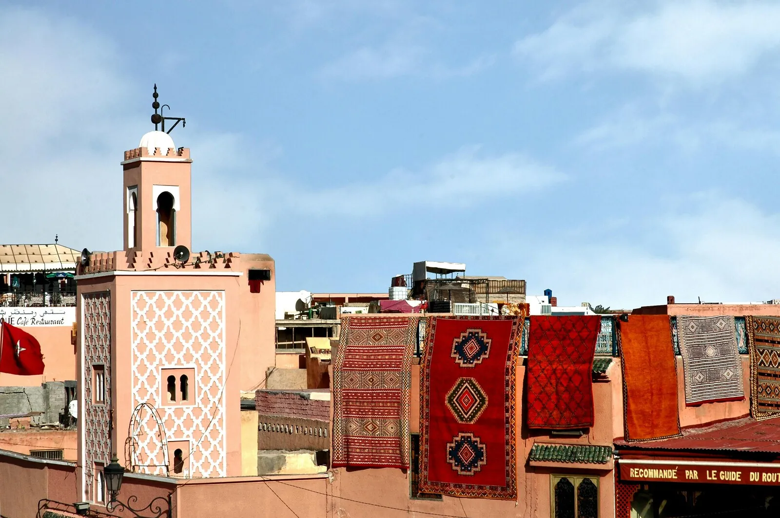 Médina de Marrakech au crépuscule — eSIM Maroc 2026