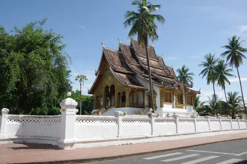 Drapeau du Laos — guide eSIM Laos 2026